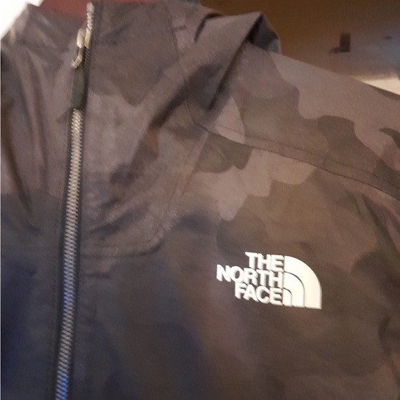 Men’s North Face Water Resistant Windbreaker Small - Picture 5 of 6